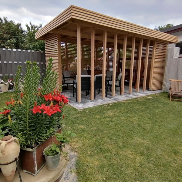 Garden house with columns