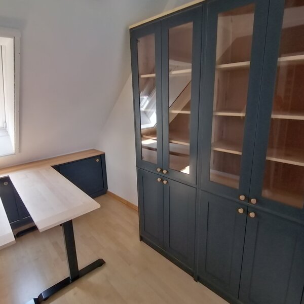 Office furniture – Sebastian R.