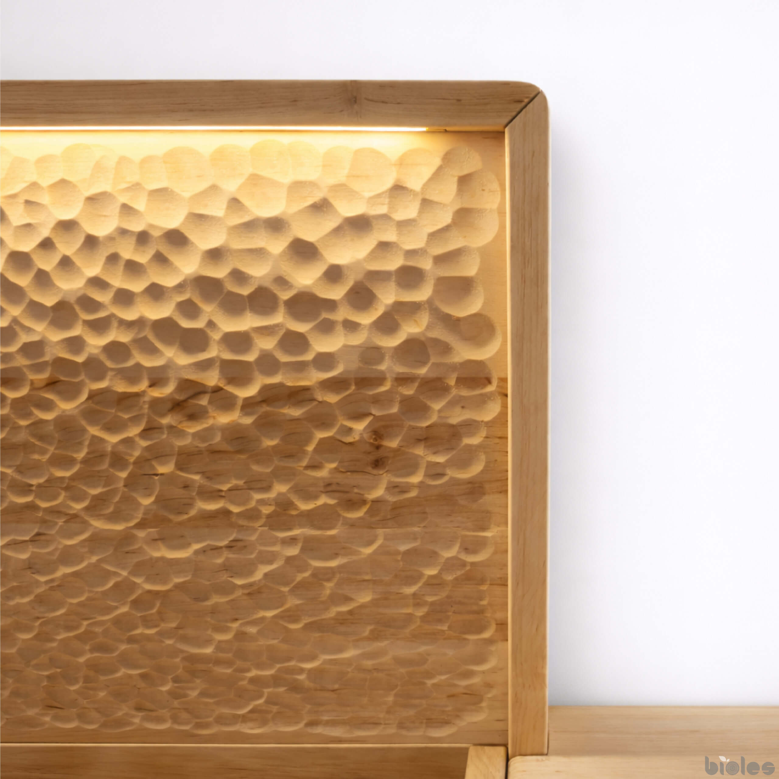 Dolly – Floating Bed Made of Solid Alder Wood with a Handcrafted Headboard - Image 2