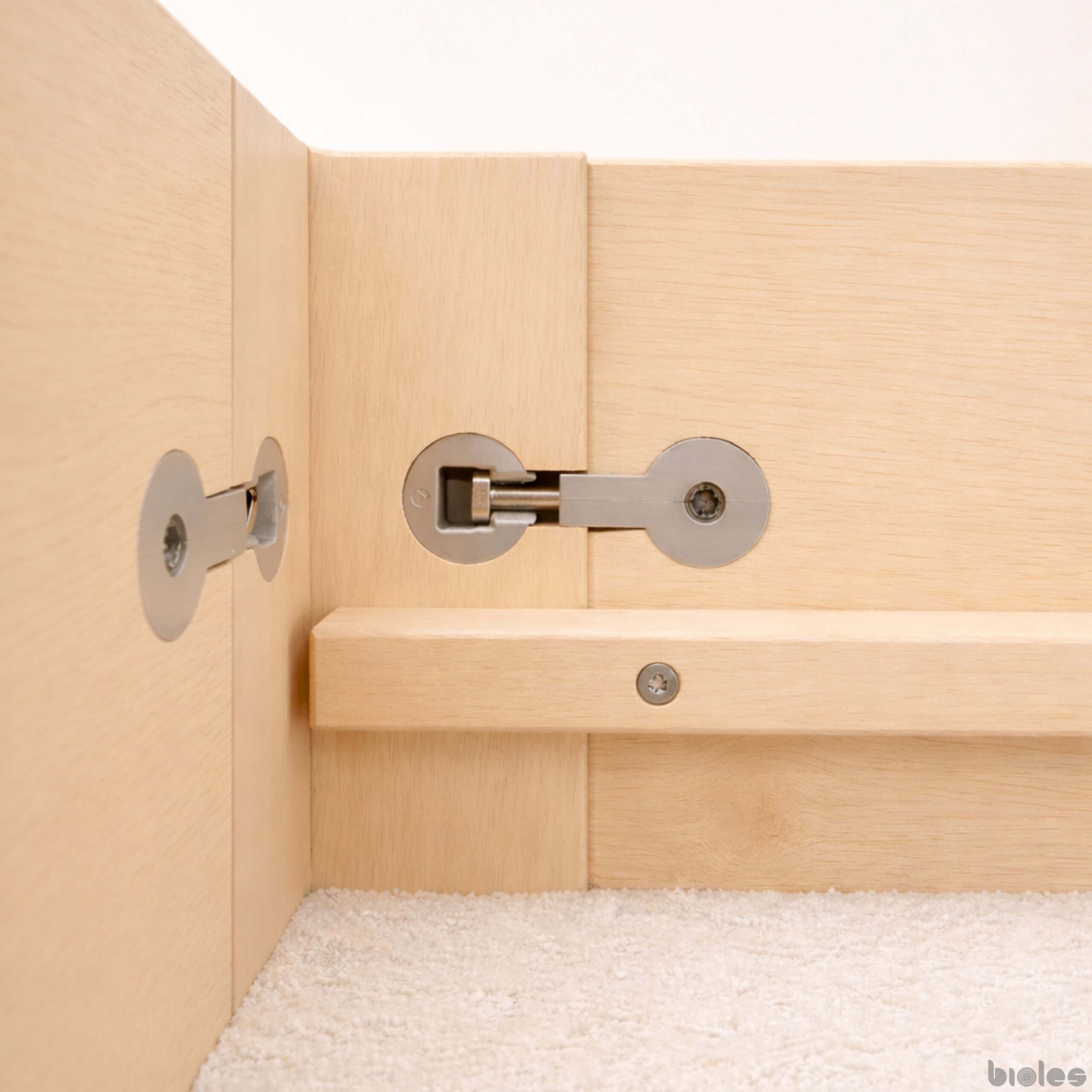 Dolly – Floating Bed Made of Solid Linden Wood with a Handcrafted Headboard - Image 7