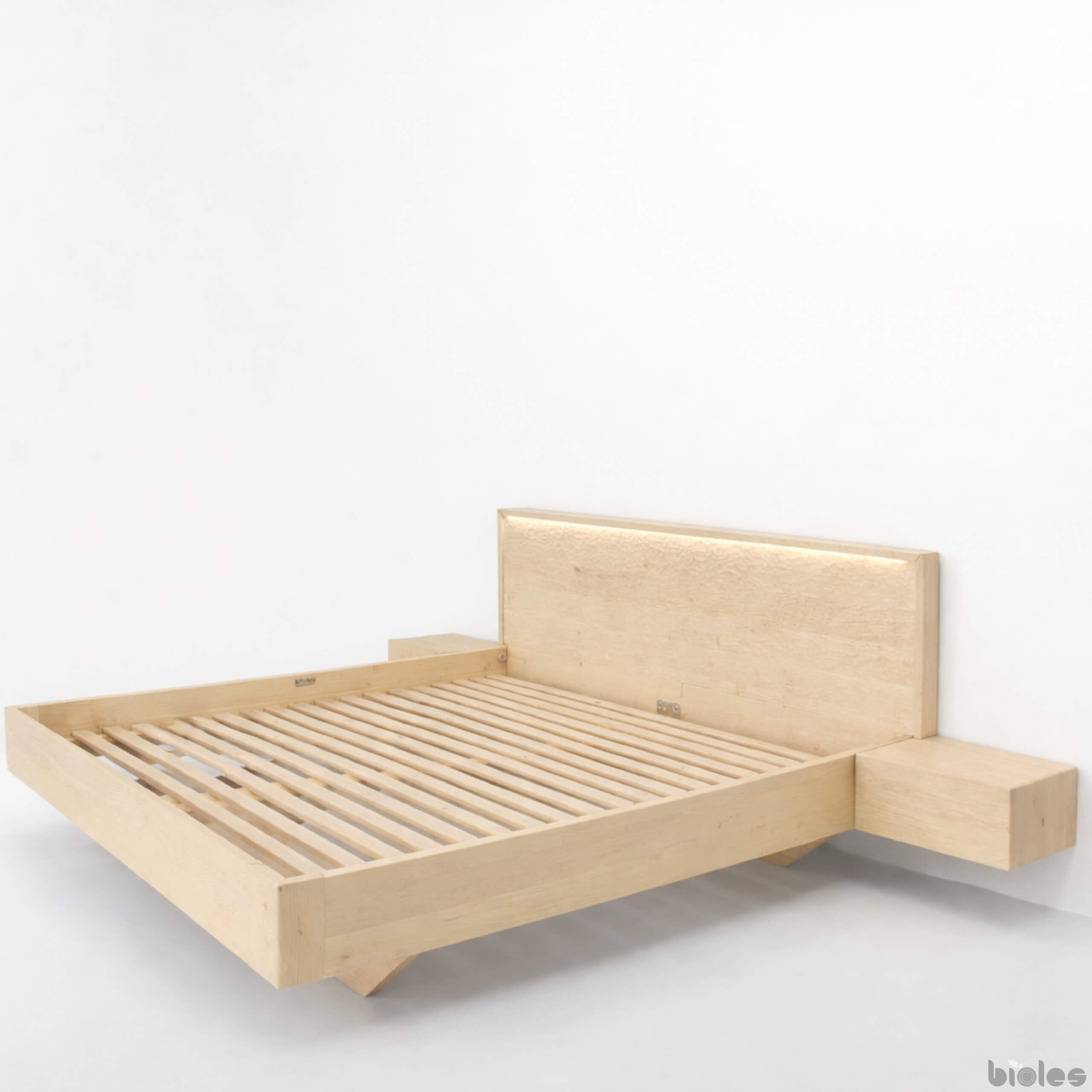 Dolly – Floating Bed Made of Solid Linden Wood with a Handcrafted Headboard - Image 4